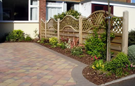 Trellis and Gates from Hartley Landscapes